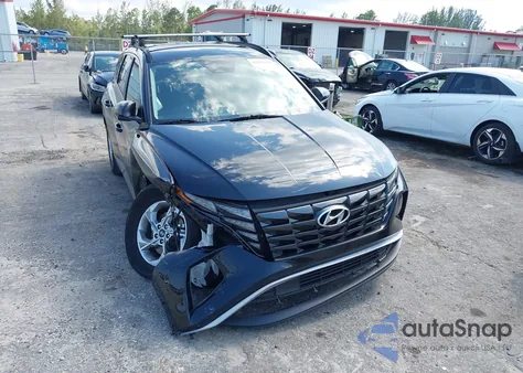 2022 Hyundai Tucson Sel z USA, uszkodzony, nr VIN 5NMJB3AE9NH030504